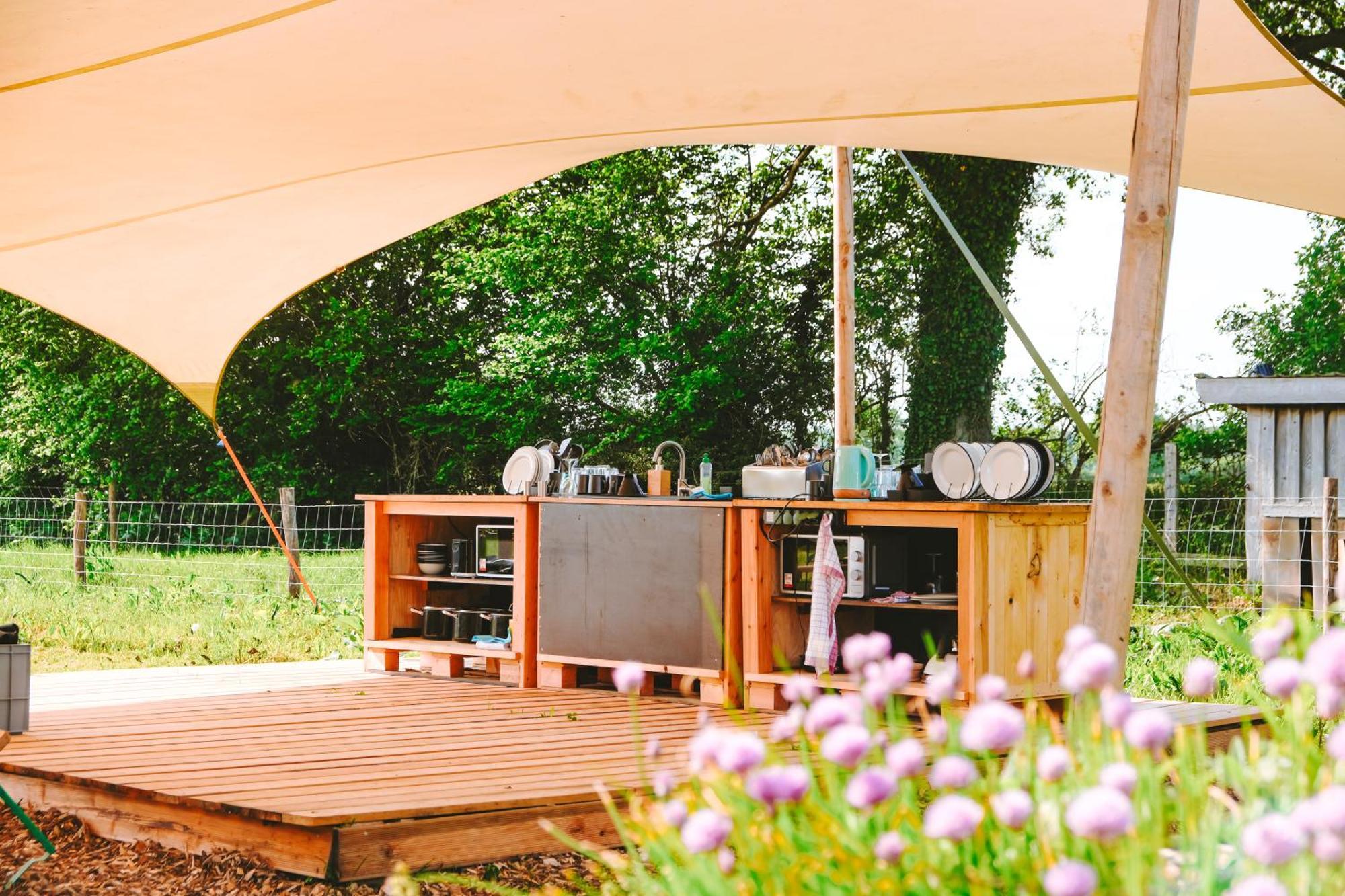 Domo Camp - Nature Glamping Hof Viehbrook Rendswuhren Exterior foto